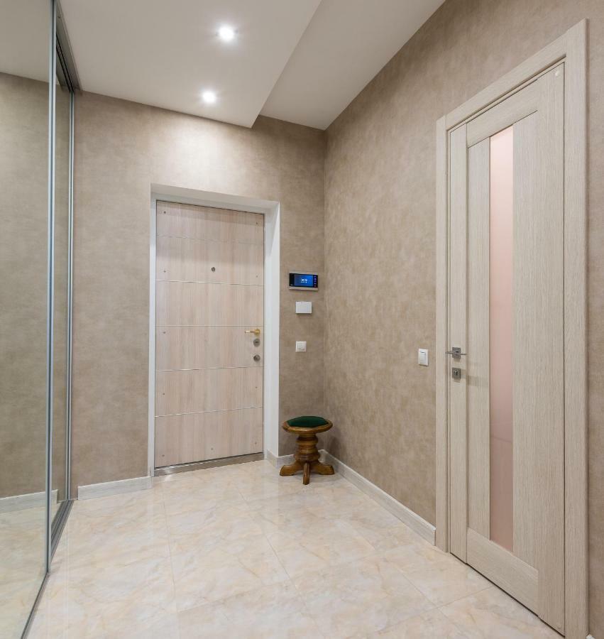 Deluxe Apartment On Belorusskay Street "Silver Tower" Kijów Zewnętrze zdjęcie