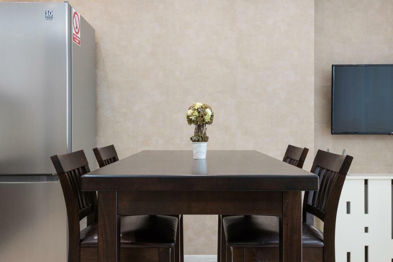 Deluxe Apartment On Belorusskay Street "Silver Tower" Kijów Zewnętrze zdjęcie