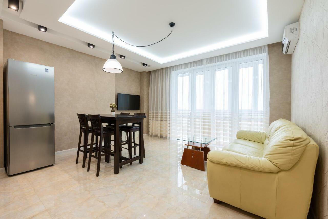 Deluxe Apartment On Belorusskay Street "Silver Tower" Kijów Zewnętrze zdjęcie